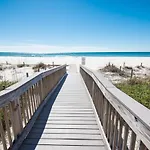 Edgewater Leeward #302