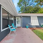The Flip Flop Stop - Private Heated Pool, Pool House, Backyard Oasis And Game Room