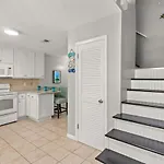 Beach Haven - Seasonal Hot Tub, Fire Pit, Bbq, 700 Feet To Beach, Central Pcb, Free Daily Activities, & More!