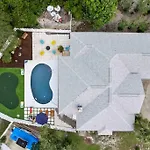 Luxurious 4Br Beach House With Pool