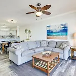 High-Rise Pcb Condo With Oceanfront Views And Pool!