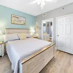 Laketown Wharf #905 By Nautical Properties
