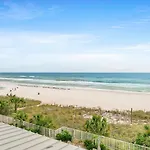 Twin Palms 402