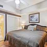Calypso 1207 West Home