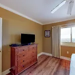 Emerald Beach Resort 2431