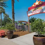 Brand New Throughout! Emerald Beach - Gulf Front! Sleeps 8!