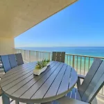 Luxurious Beachfront Condo With Beachside Pool Access And Free Wifi - Unit 1202