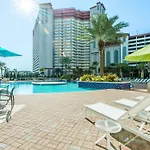 Laketown Wharf 1326