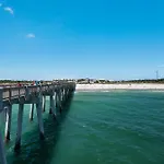 Penthouse With Beautiful Beach Views! 1 Bedroom, 2 Bathroom Penthouse!