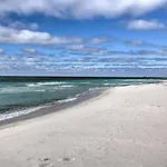 Oceanfront Couples Retreat With Direct Beach Access