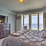 Pcb Resort Condo With Balcony Walk To Beach!