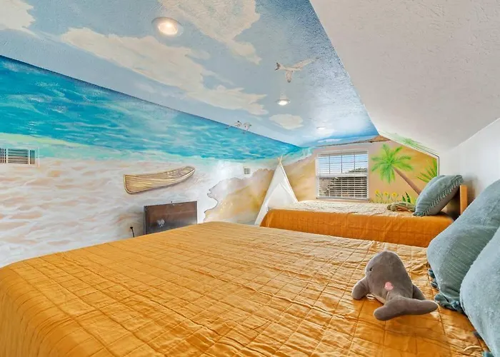 Luxurious 4Br Beach House With Pool