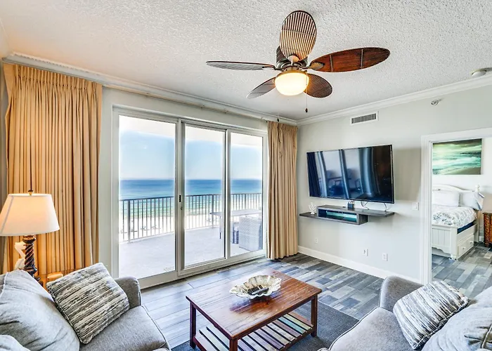 High-Rise Pcb Condo With Oceanfront Views And Pool!