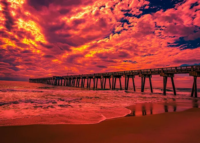 Blue Neptune At 5313 Sunset Avenue By Nautical Properties Vacation Rentals