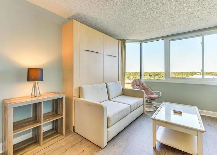 Pcb Coastal Condo With On-Site Beach Access!