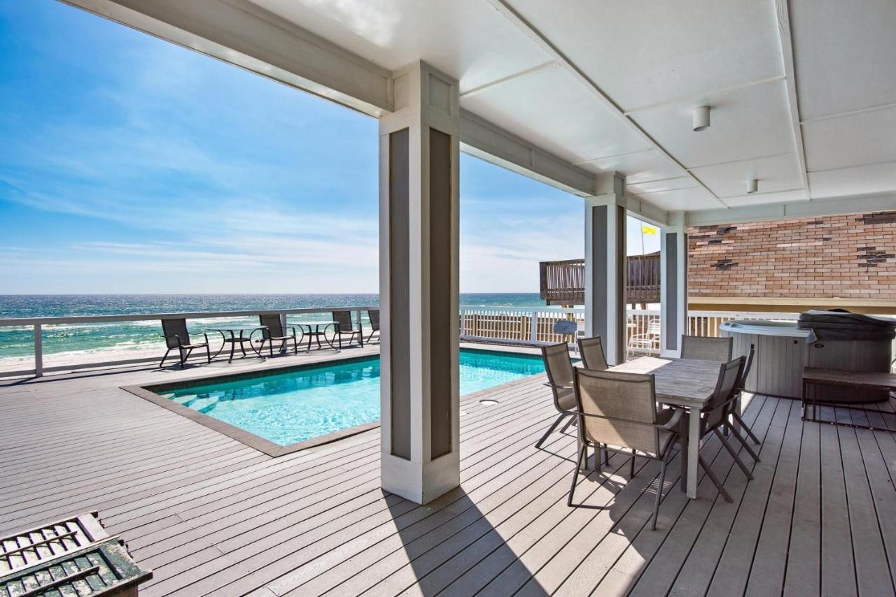 Making Waves - Huge Heated Beachfront Pool Hot Tub! In Pcb! *