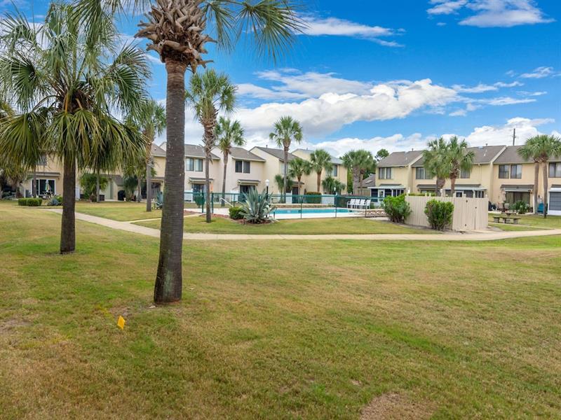 Apartment Gulf Highlands 109, 2 Bedrooms, Heated Pool Access, Wifi, Sleeps 6
