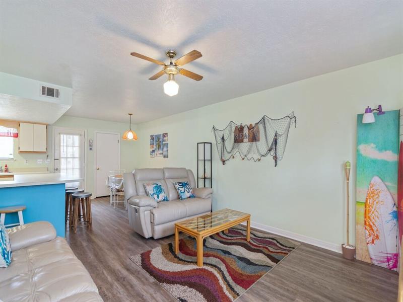 Gulf Highlands 109, 2 Bedrooms, Heated Pool Access, Wifi, Sleeps 6 Apartment Panama City Beach