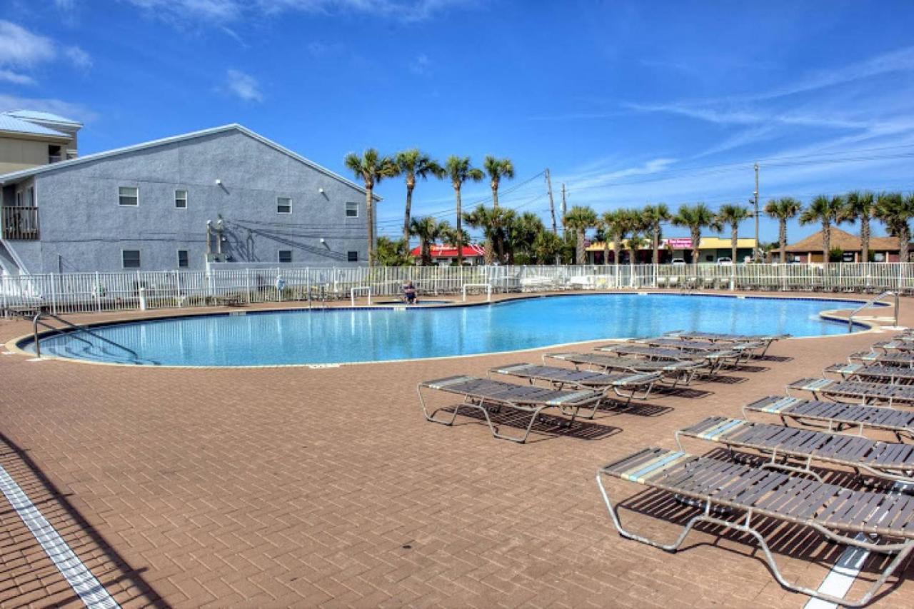 Tidewater 2807 Holiday home