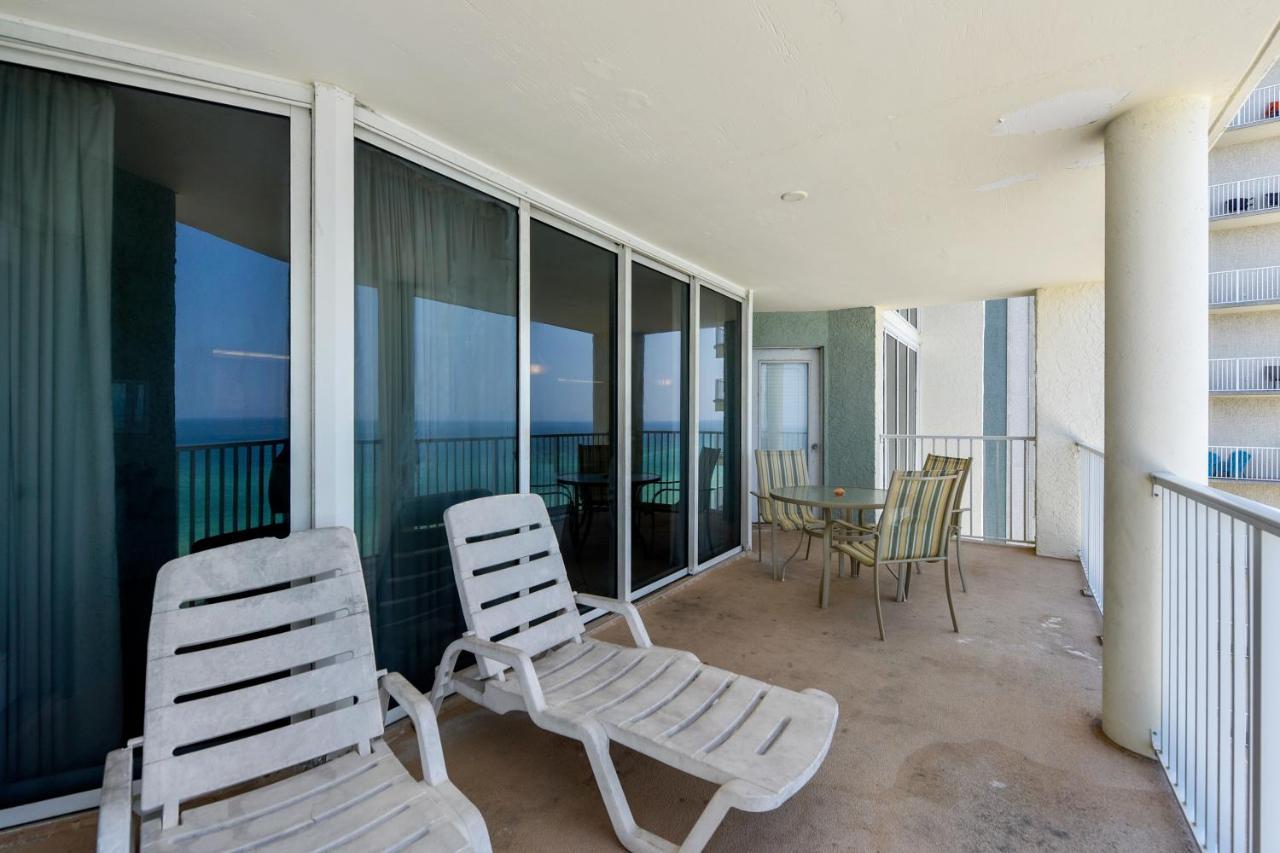 Long #1300-1 By Book That Holiday home *
