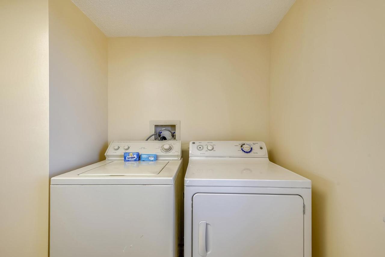 Commodore #707 By Book That Holiday home Panama City Beach