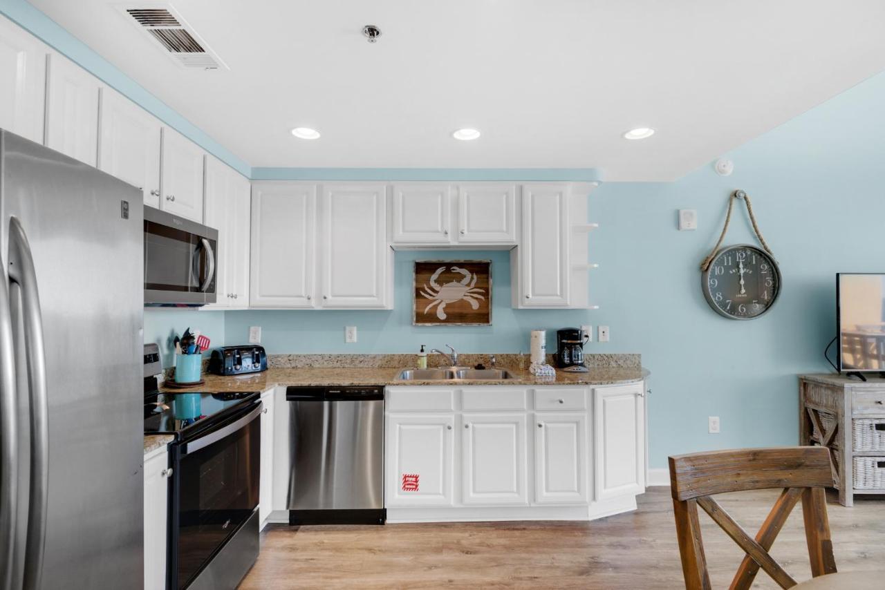 Splash 1102e Apartment