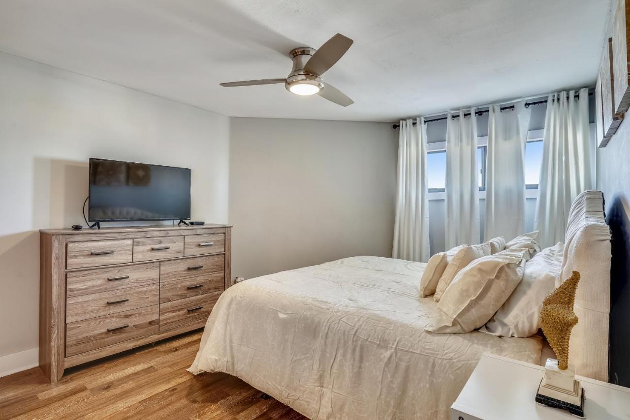 Aquavista # 705-w By Book That Holiday home Panama City Beach