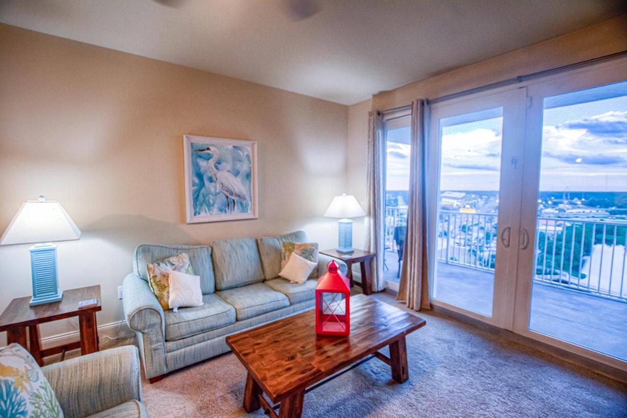 Holiday home Next To The 10th Floor Pool - Laketown Wharf 1032- 2 Bd Bunks, 2ba, And Amazing Amenities! Panama City Beach