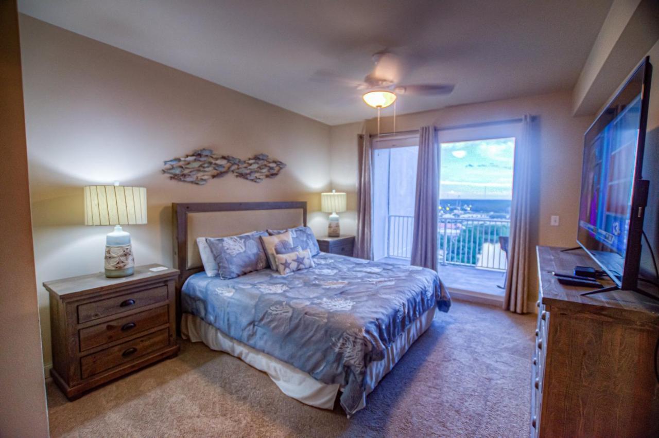 Next To The 10th Floor Pool - Laketown Wharf 1032- 2 Bd Bunks, 2ba, And Amazing Amenities!