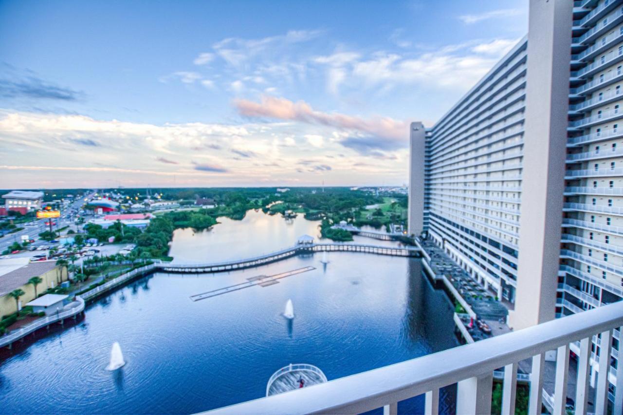 Next To The 10th Floor Pool - Laketown Wharf 1032- 2 Bd Bunks, 2ba, And Amazing Amenities! Holiday home *