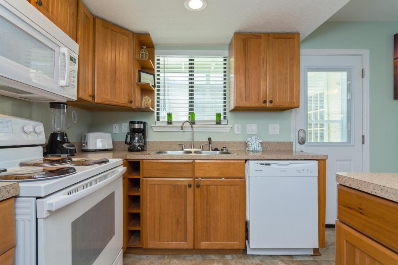 Gulf Highlands 109, 2 Bedrooms, Heated Pool Access, Wifi, Sleeps 6 * Panama City Beach