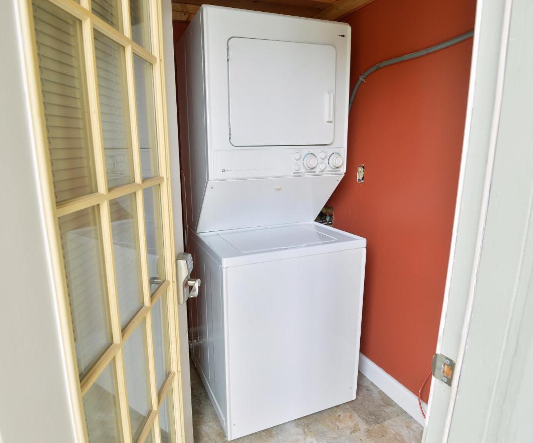 Gulf Highlands 109, 2 Bedrooms, Heated Pool Access, Wifi, Sleeps 6 * Panama City Beach