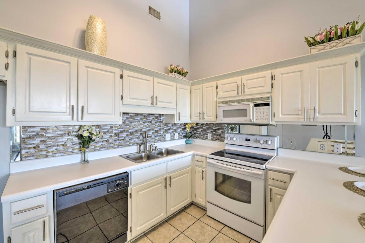 Convenient With Hot Tub - Walk To Beach! Apartment *