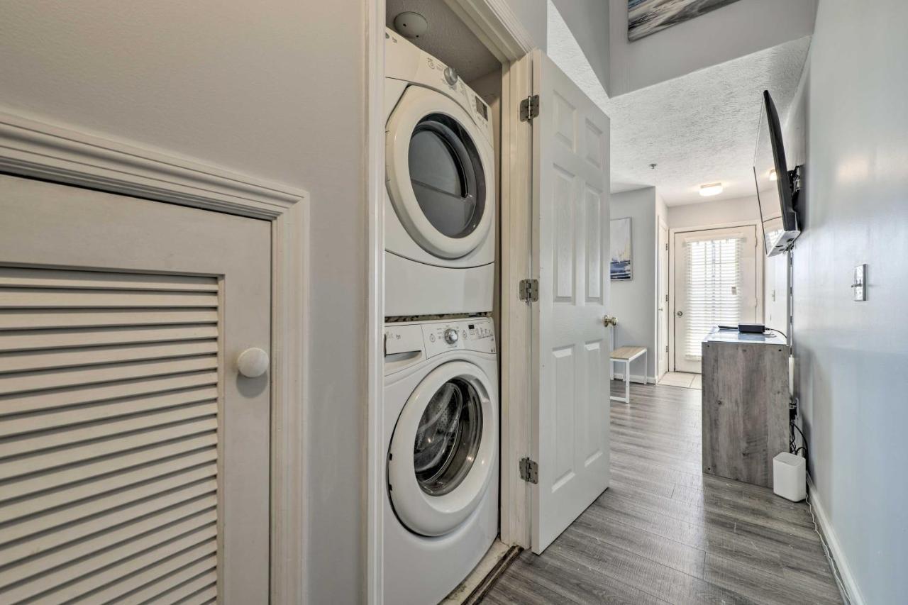 Convenient With Hot Tub - Walk To Beach! Apartment