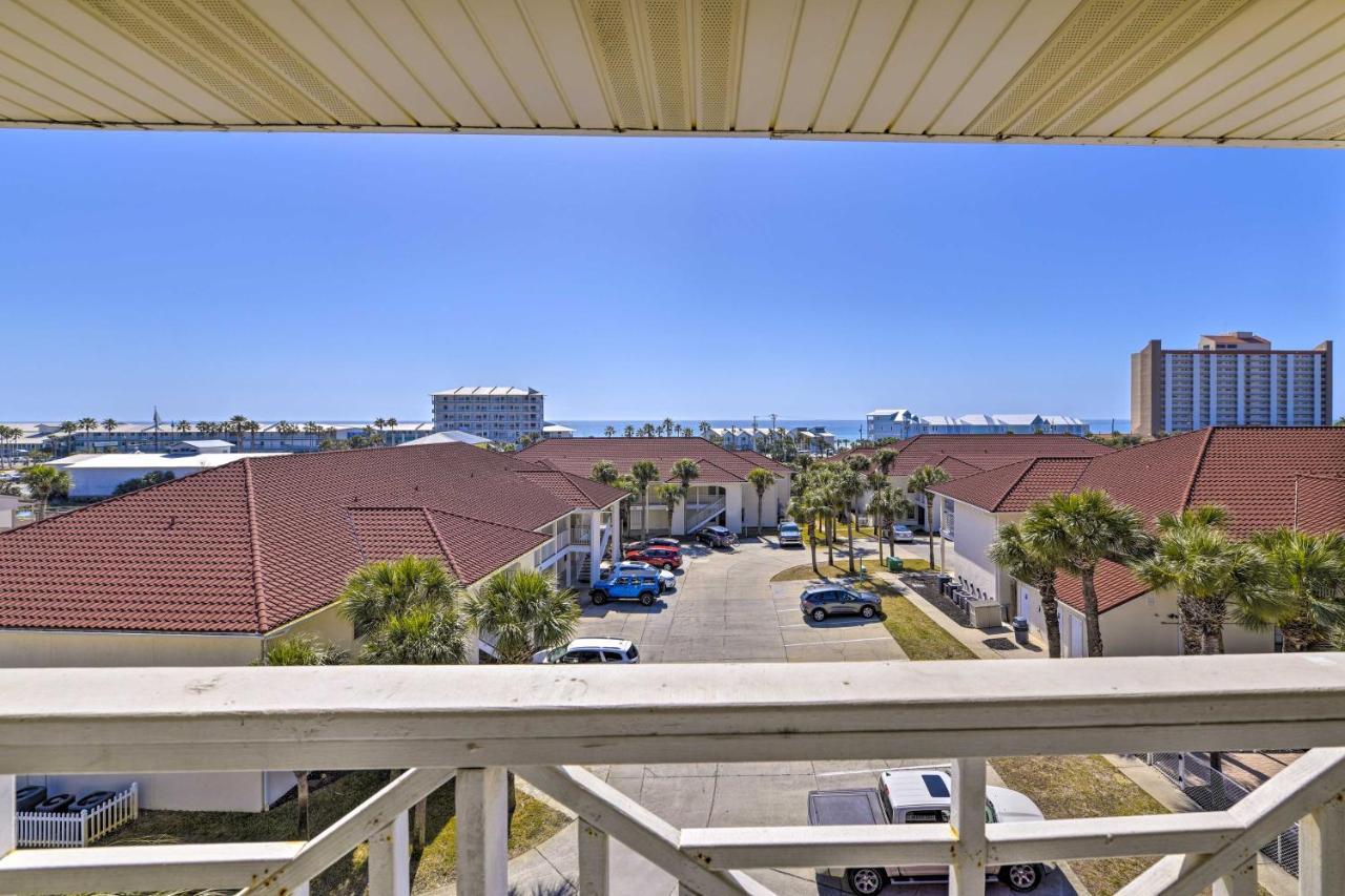 Convenient With Hot Tub - Walk To Beach! Apartment