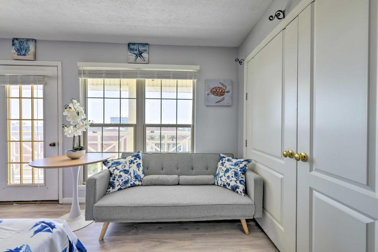 Apartment Convenient With Hot Tub - Walk To Beach!