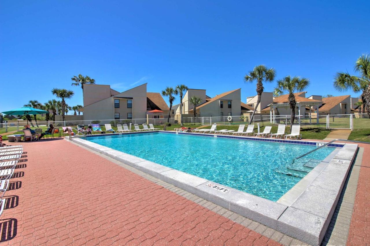 Convenient With Hot Tub - Walk To Beach! Apartment Panama City Beach