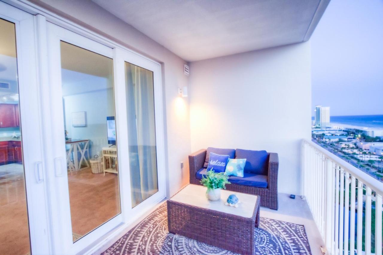 Holiday home Amazing Style, Laketown Wharf 1305 -1bd, 2ba Amenities And Location!