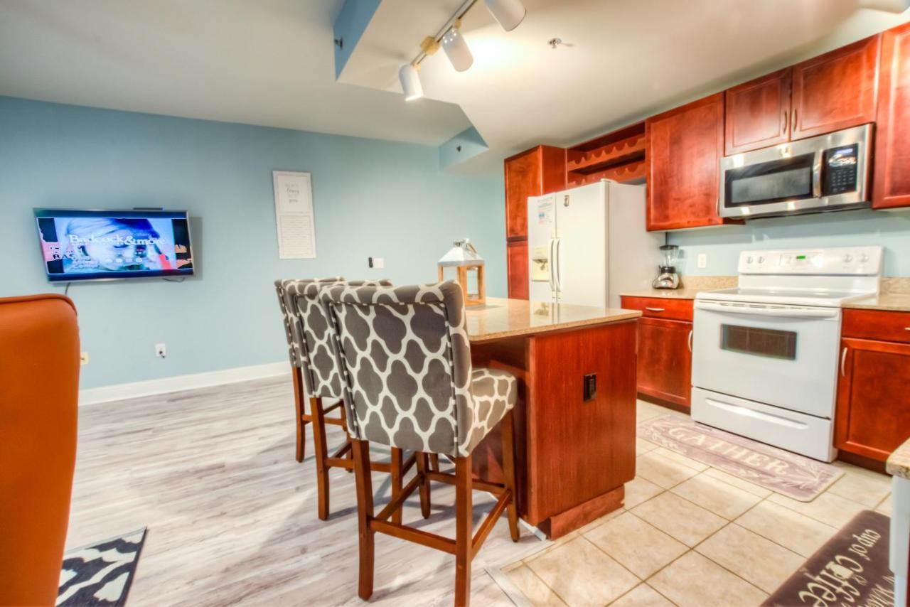 Holiday home Laketown Wharf 735 By Aneliya