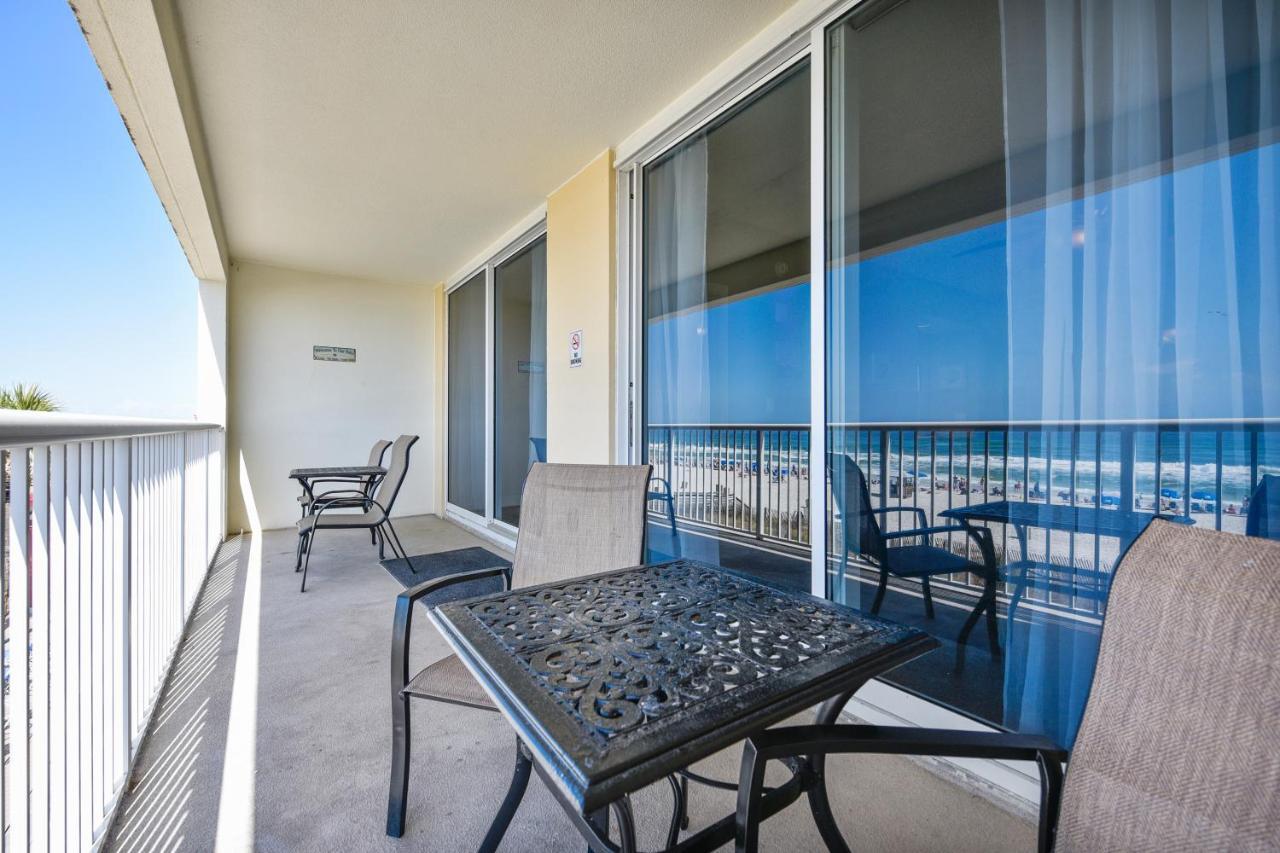 Majestic #204-2 By Book That Holiday home *