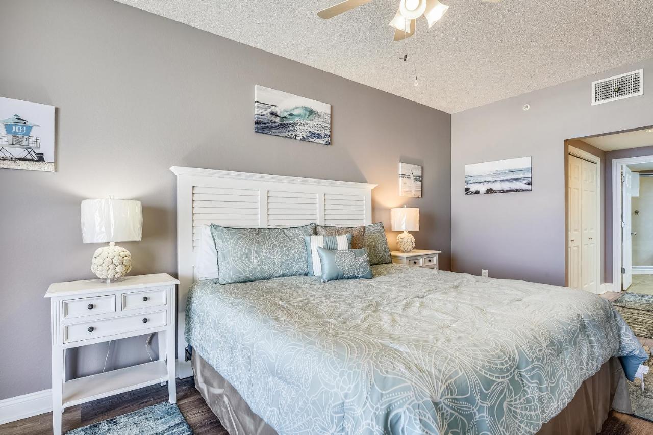 Majestic #204-2 By Book That Holiday home *
