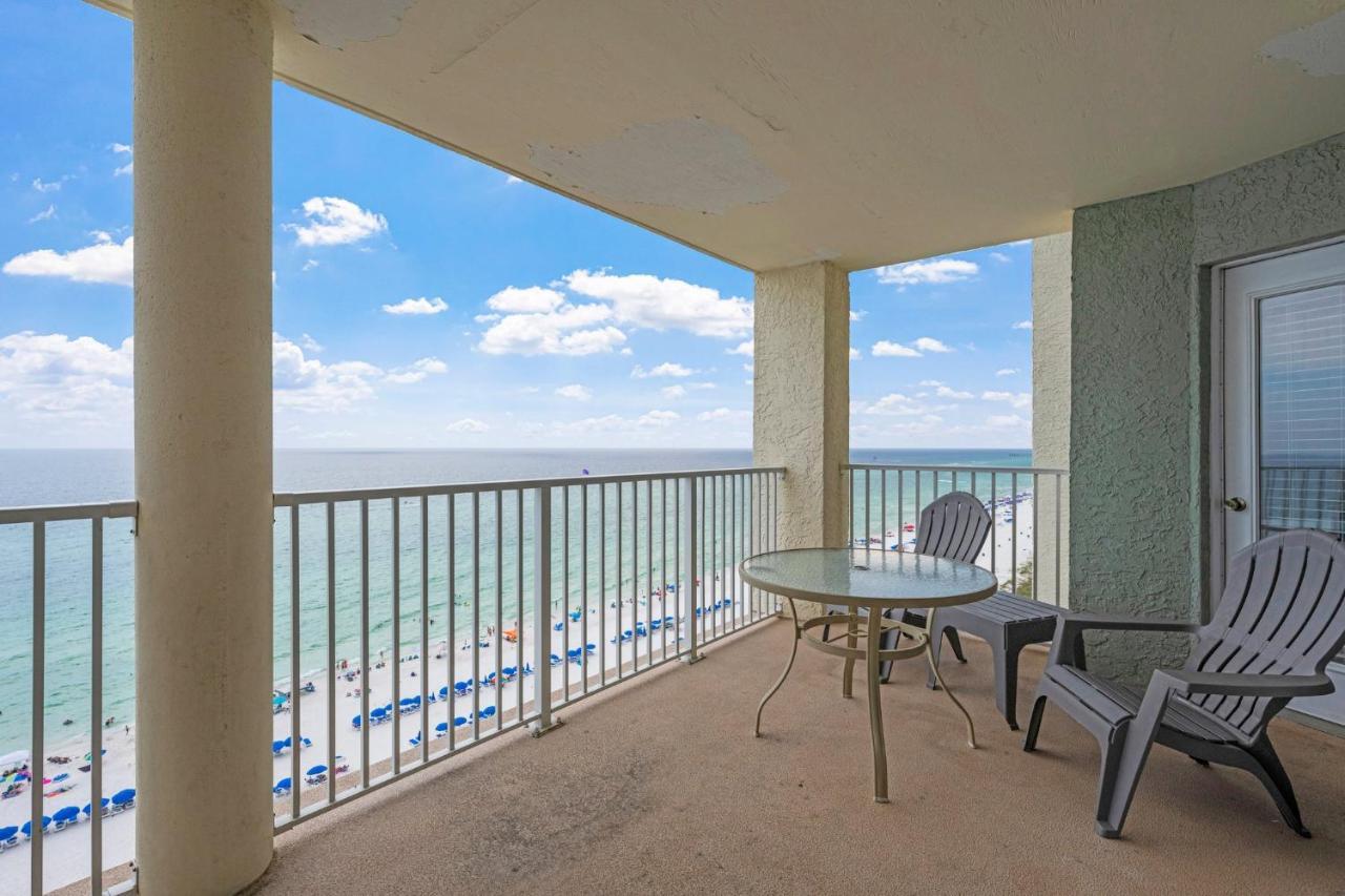 Long #1300-1 By Book That Holiday home *