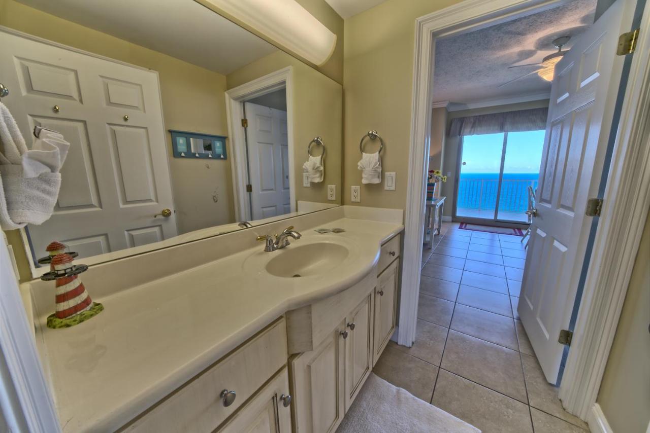 Wondrous With Access And Poolside - Unit 2103 *