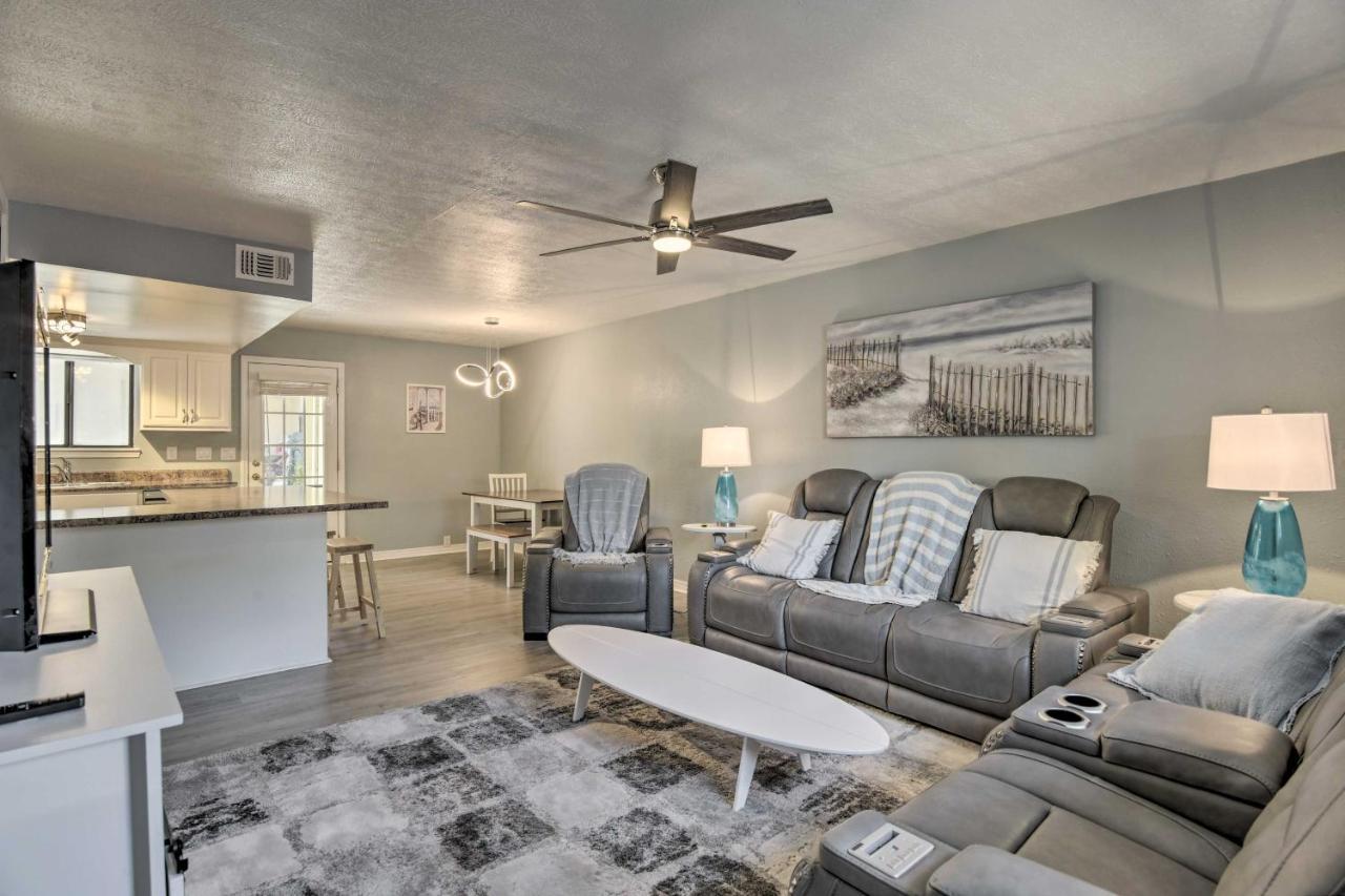 Updated Pcb Townhome - Walk To Beach! Holiday home