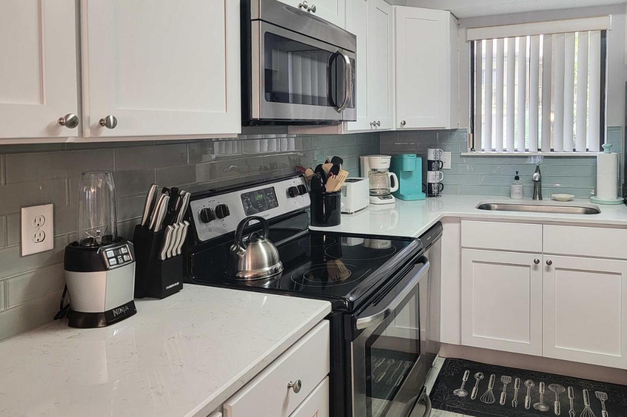 Beautiful Pcb Townhome Balcony And Amenities Holiday home Panama City Beach