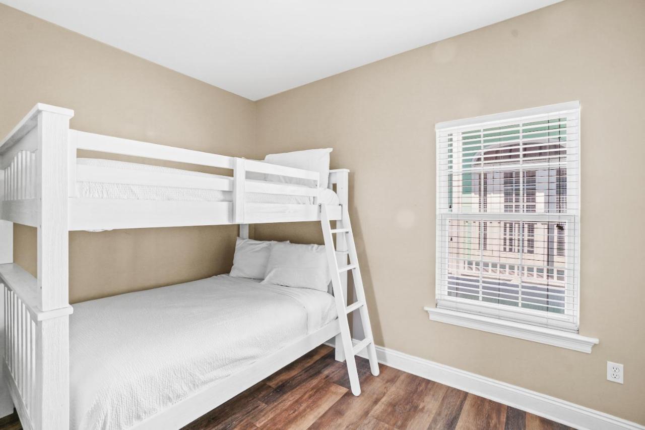 Summer Towne By Panhandle Getaways
