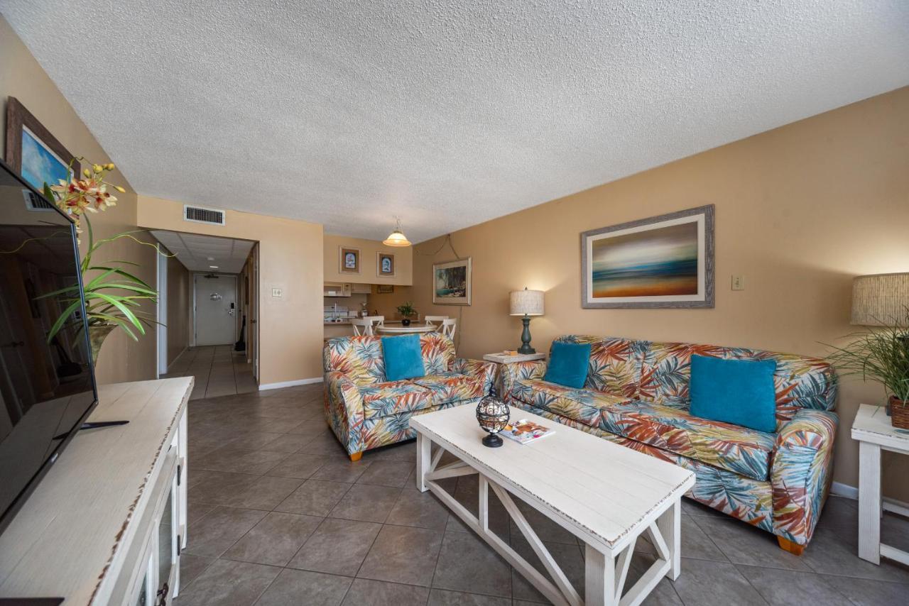 Apartment Edgewater Leeward #302