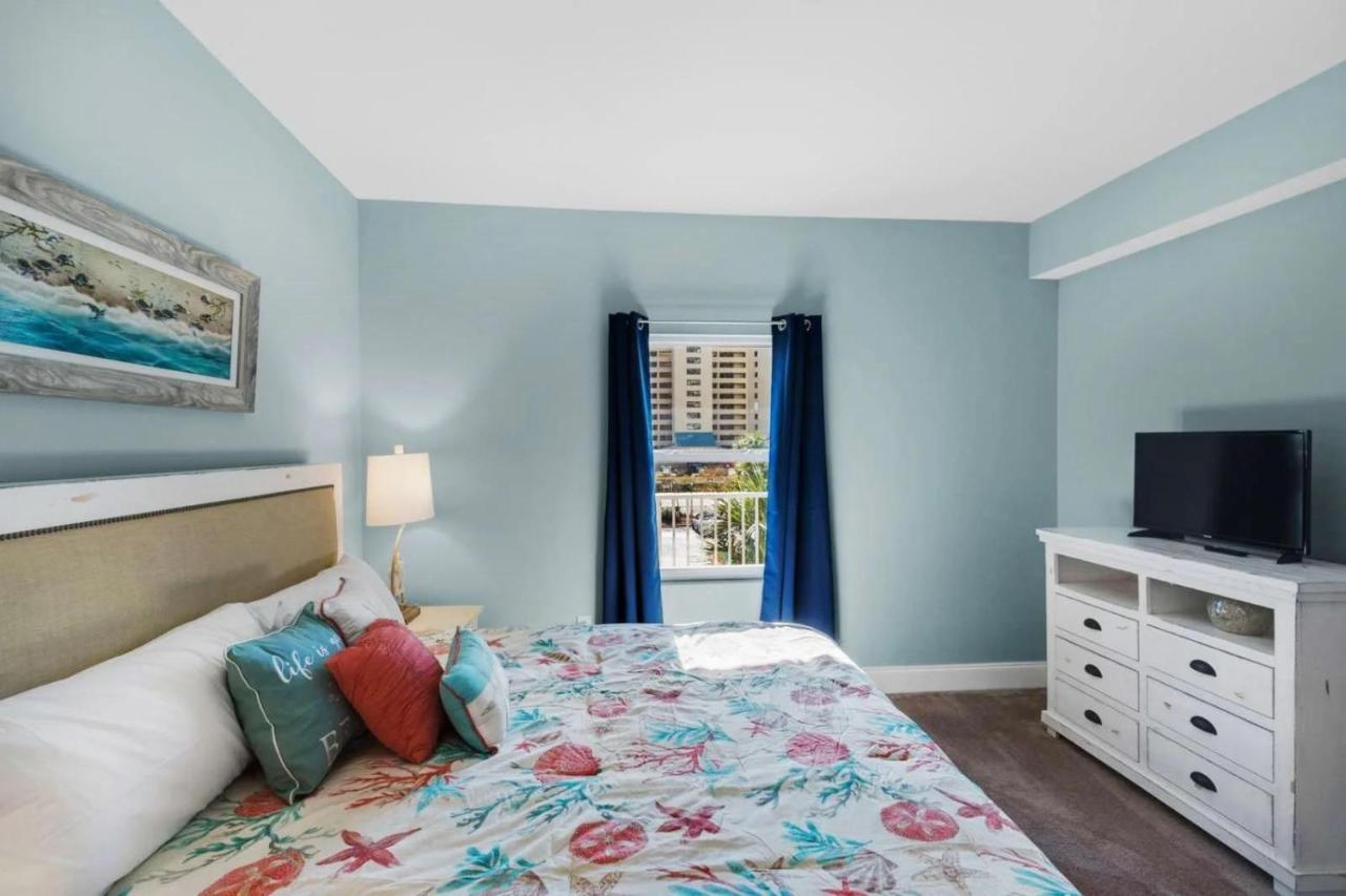 Holiday home Laketown Wharf 116 *