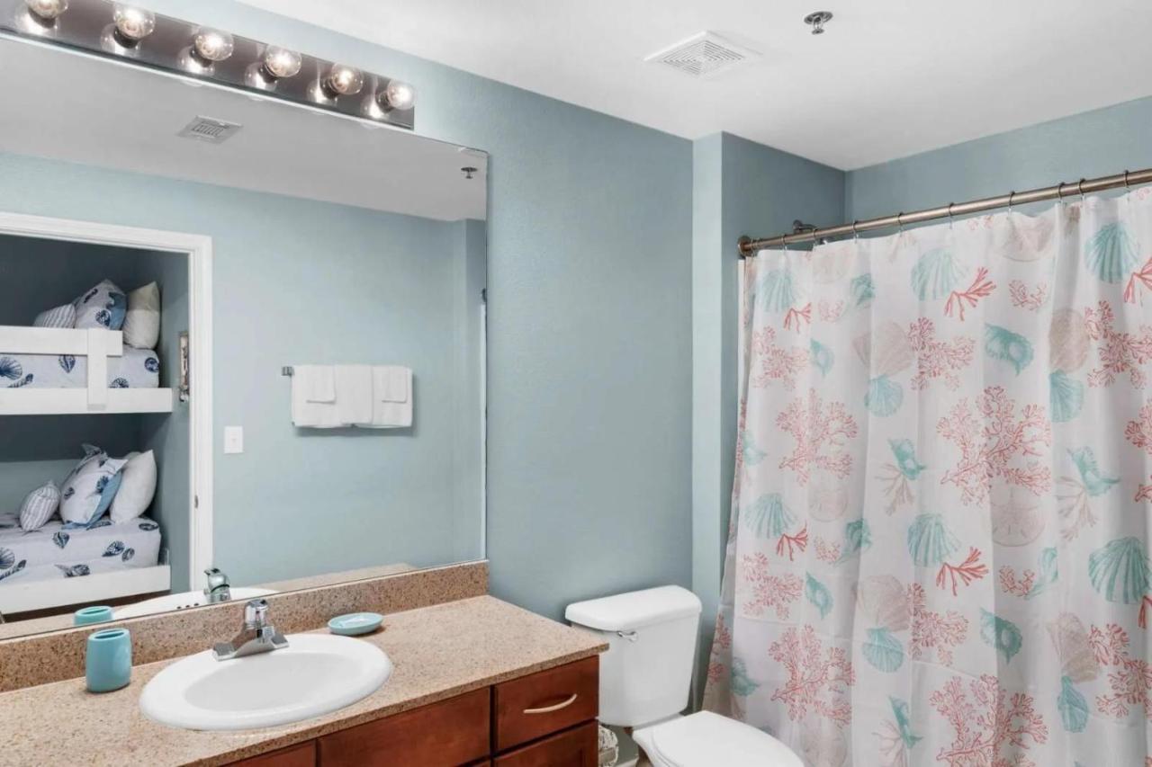 Laketown Wharf 116 Holiday home *