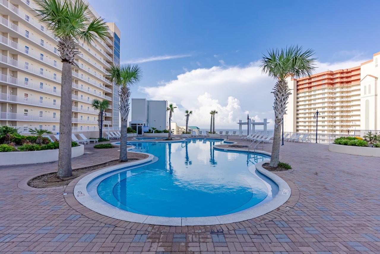 Luxurious 4 Bedroom Condo! Gulf Views! Sleeps 10 & Easy Access! By Dolce Getaways Pcb Apartment Panama City Beach